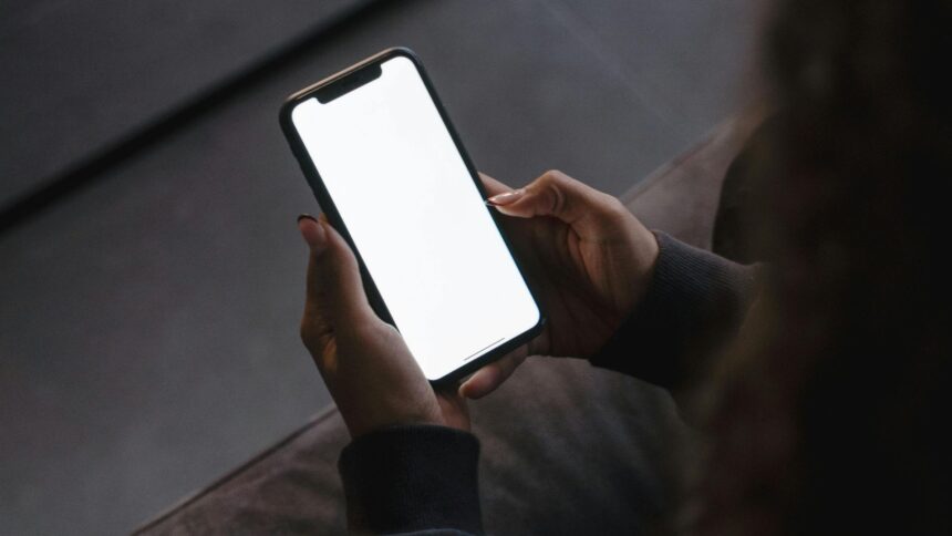 ancom avertizeaza asupra riscului de roaming involuntar in judetele de granita 68f61479cd4e0