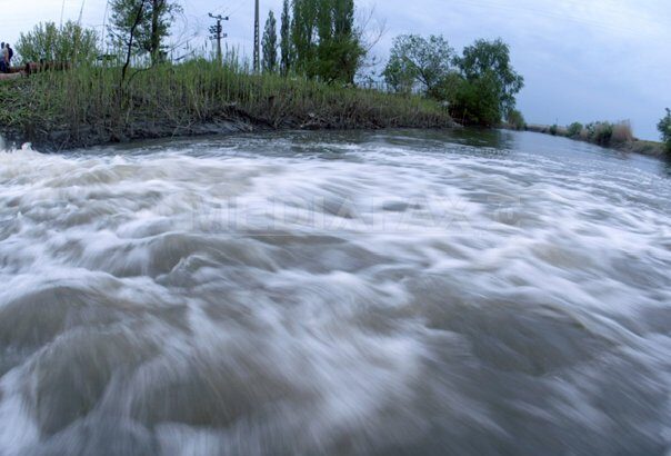 apele romane anunta depasirea cotei de pericol in judetul constanta 68e63dd1aadb2