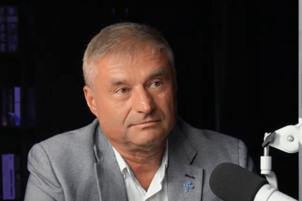 atac la guvern de la cluj ministrii pnl din guvern nu stiu daca este unul liberal autentic ei sunt niste usr isti 68ee02f3de0db