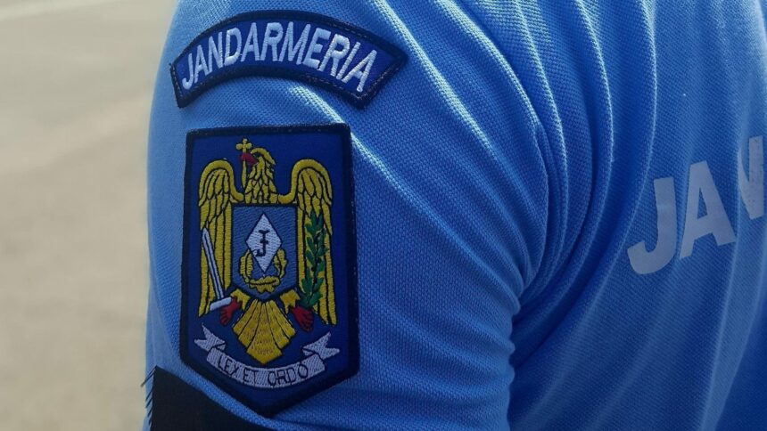 barbat prins de jandarmi cand impartea pe calea 13 septembrie materiale cu caracter legionar 68fe12986e98b