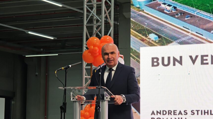 bolojan pozeaza in premierul care aduce investitii discurs optimist la inaugurarea fabricii stihl de la oradea 68ef9d24ed7d8