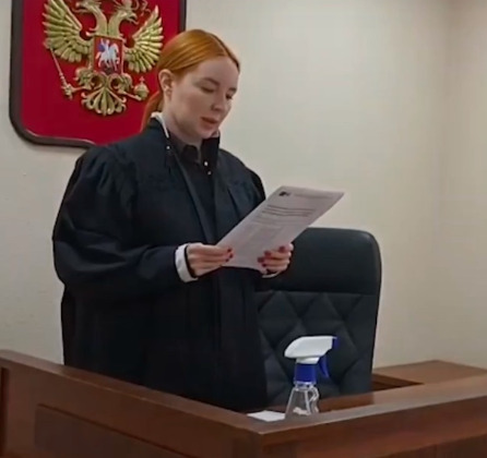 cat costa sa canti melodii in limba ucraineana in propria casa cand esti in rusia 68e62f62101a8