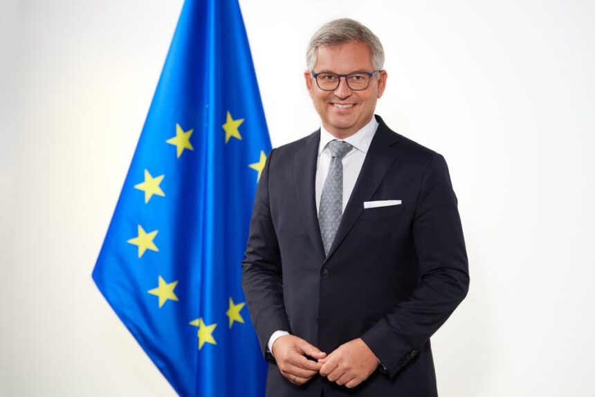 comisarul european pentru afaceri interne si migratiune va avea intalniri cu nicusor dan si ilie bolojan la bucuresti 68f4ce2fbd0a6