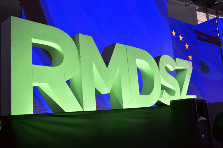 crema politicii romanesti se strange la cluj napoca nicusor dan bolojan si grindeanu vorbesc la congresul udmr 68e891a509db4