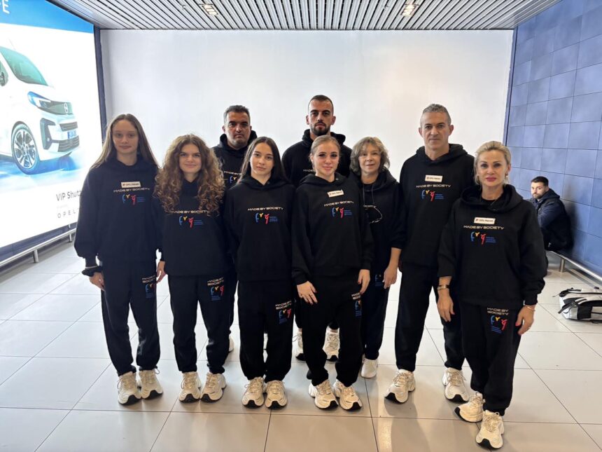 delegatia romaniei a plecat la campionatele mondiale de gimnastica artistica patru gimnaste in lot 68ecf8f0c1cfd