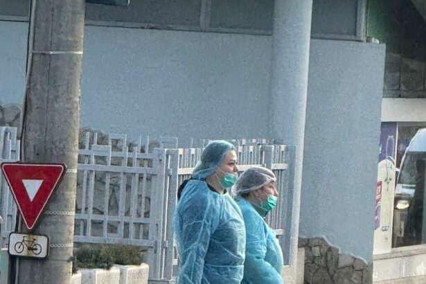 emanuel ungureanu denunta nerespectarea regulilor de igiena la spitalul judetean suceava 68ee122012709