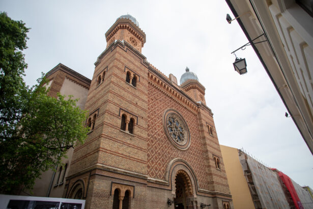 evreii din cetate tur ghidat gratuit la timisoara pasionatii de istorie asteptati sa descopere cultura evreiasca 68fce53989803