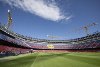 fc barcelona a obtinut licenta pentru camp nou dar amana revenirea pe stadion 68f24f4c7f3e9