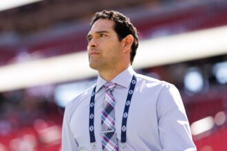 former nfl star mark sanchez replaced in fox booth for sundays game after stabbing incident 68e7f9ae85bb6