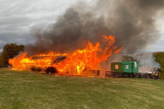 incendiu la o casa din baicoi judetul prahova o victima carbonizata a fost identificata 68ff120465113