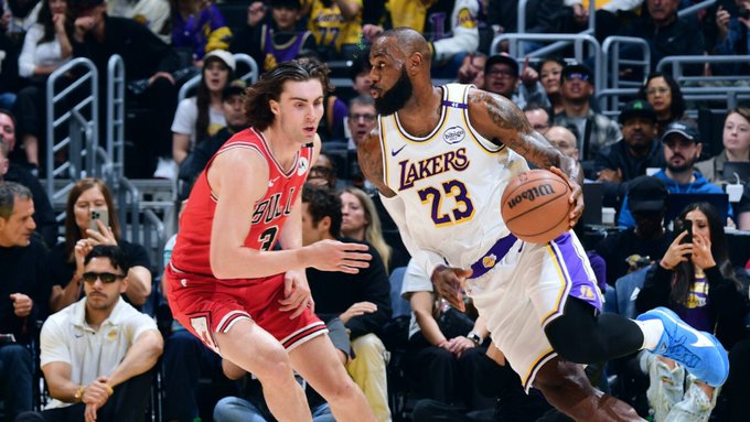lebron james vedeta echipei los angeles lakers s a accidentat cat va lipsi superstarul de pe teren 68e8ebcf467b9
