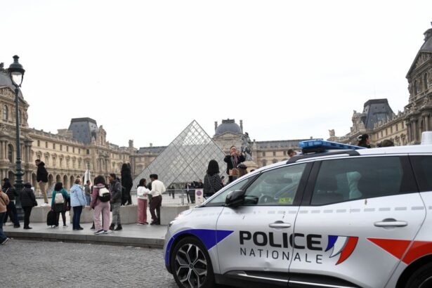 louvre museum robbery how the thieves broke in what they stole and what happens next 68f5d498ce131
