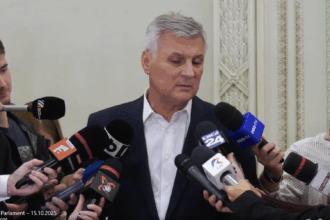 noua lege a energiei cei care au panouri solare vor primi factura compensata cu cantitatea de energie injectata in sistem 68ef8a610de5e