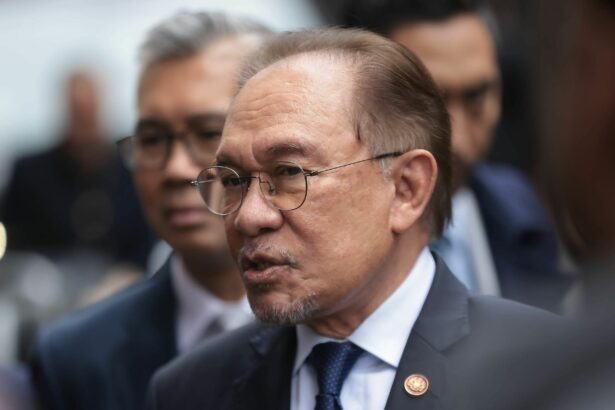 prim ministrul malaezian a indemnat liderii din asia pacific sa aleaga dialogul in locul coerciunii si cooperarea in locul confruntarii 68ff490c6e9fb