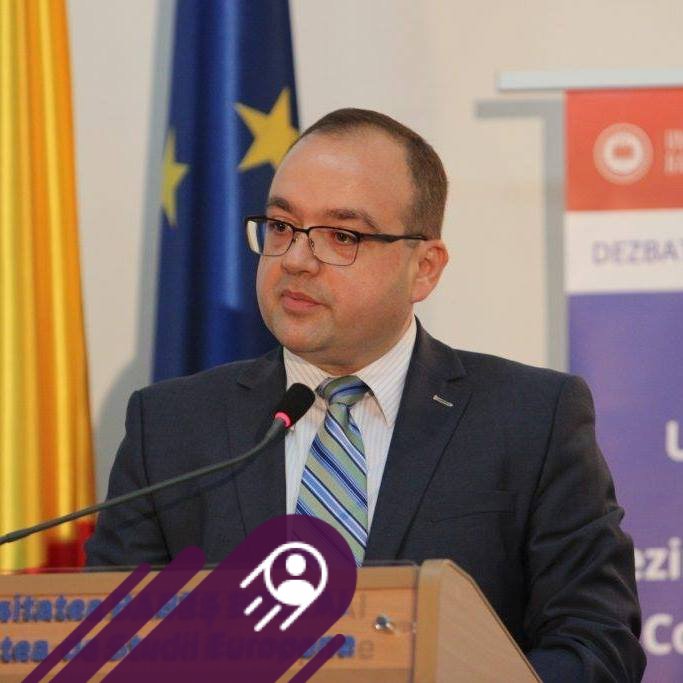 proaspatul consilier prezidential valentin naumescu il lauda pe trump daca va primi premiul nobel pentru pace nimeni nu va putea spune ca nu exista argumente inainte spunea ca tru 68e60e5b38093