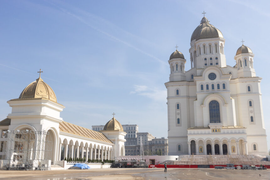 sfintirea catedralei nationale care este programul complet al evenimentului si cand vor avea acces enoriasii la inchinarea in sfantul altar 68fc3eec0b0e3