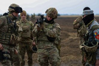 sondaj avangarde jumatate dintre respondenti cred ca armata romana nu face fata unui atac al rusiei nu am rezista nici 48 de ore resping ideea serviciului militar obligatoriu 68eb776659098