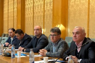 tensiuni in comisia de agricultura de la camera deputatilor angajatii din subordinea ministerului se plang de lipsa intelegerii din partea guvernului 68f8a1c737d40