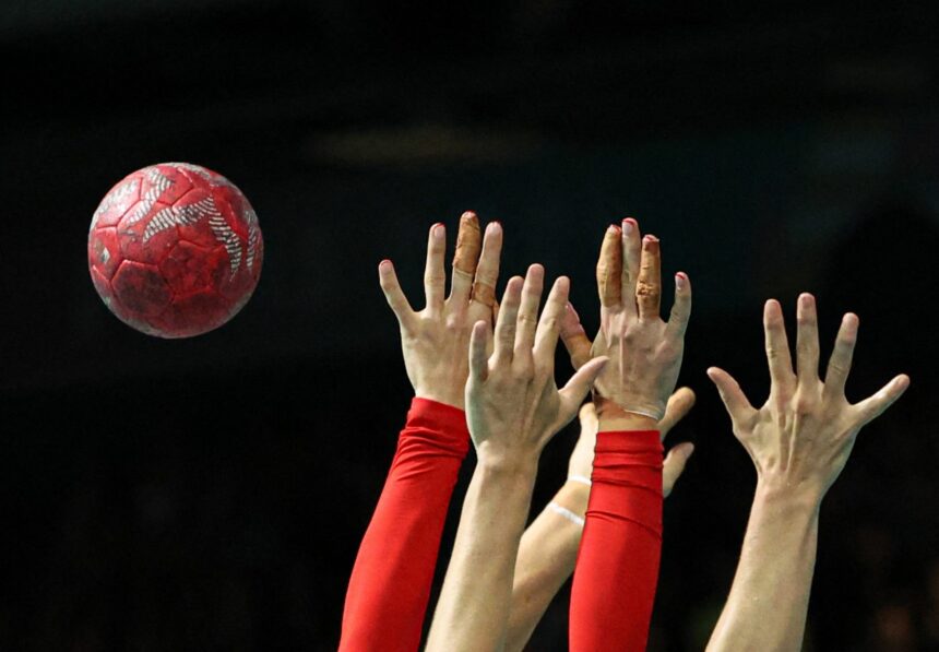 trofeul carpati la handbal masculin incepe vineri nationala romaniei joaca impotriva ucrainei 6904794ce6393