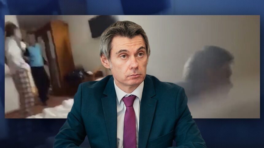 un consilier usr a amenintat cu bataia mai multi copii intr o camera de hotel ulterior si a cerut scuze pe facebook 68fb9b763ebda