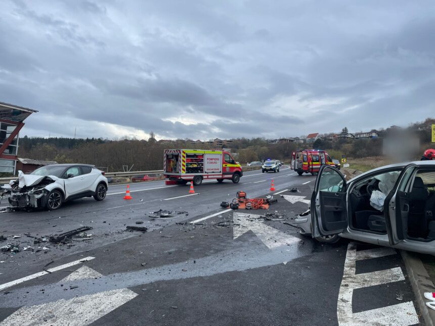 accident grav la iesirea din cluj napoca un mort si trei raniti intre care o fata de 7 ani 6919a24112be3