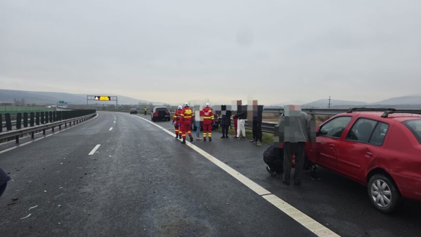 accident pe a10 in alba patru masini s au ciocnit o femeie a ramas incarcerata 692173e9c85fe