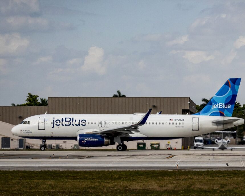airbus issues major a320 recall after mid air incident threatening global flight disruption 692a598f1261b