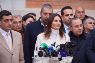 anca alexandrescu si a depus oficial candidatura pentru primaria capitalei 69173f4d03696