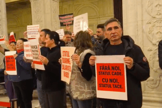 bolojan huiduit la tot pasul nici in parlament nu are scapare premierul este intampinat de nemultumirile oamenilor 691c6bcc7df4e