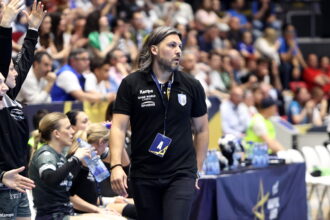 cad capete la csm bucuresti adi vasile si cristina varzaru pleca oficial echipa va fi condusa de antrenorul secund 6909d3408bf89