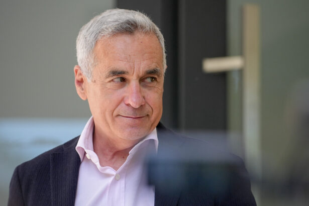 calin georgescu macron si ursula nu mai reprezinta europa frica pluteste in aer iar sahul se joaca pana cade regele 69132c3dbb0d4