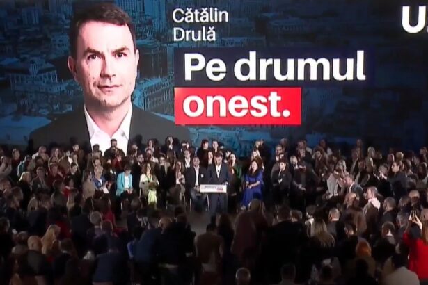 catalin drula osanale pentru nicusor dan dupa ce l a sapat si l a exclus din usr drula este candidat oficial al usr la primaria capitalei 69074a1645956