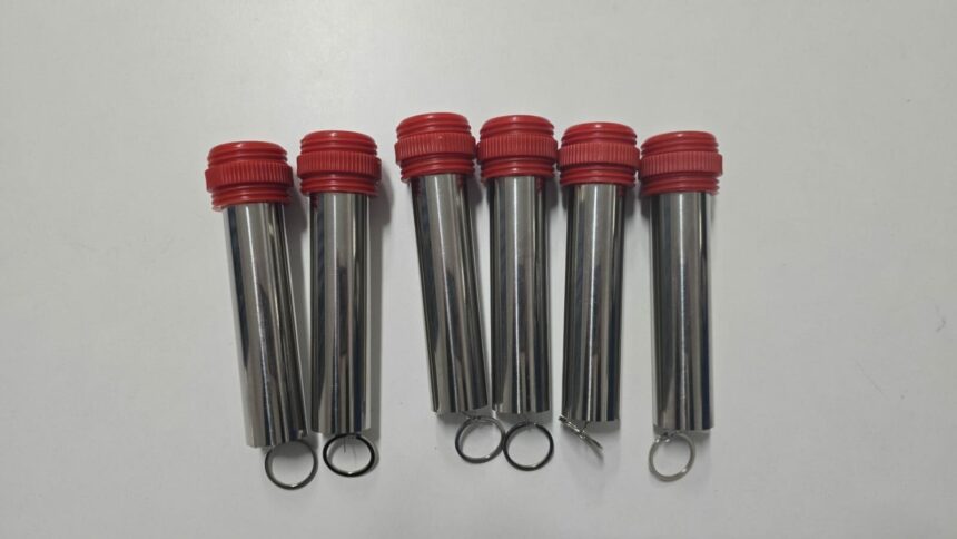 cinci suporteri ai fc petrolul ploiesti au intrat cu materiale pirotehnice la meciul cu fcsb 69220df8a6f93