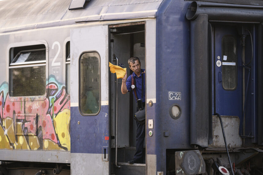 ciprian serban garile din marile orase sunt in diverse stari de degradare primarii vor sa le modernizeze 691b5534502ee