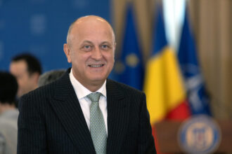 dan sucu l a demis pe patrick vieira anuntul oficial al clubului genoa 6905f04bd6d3e