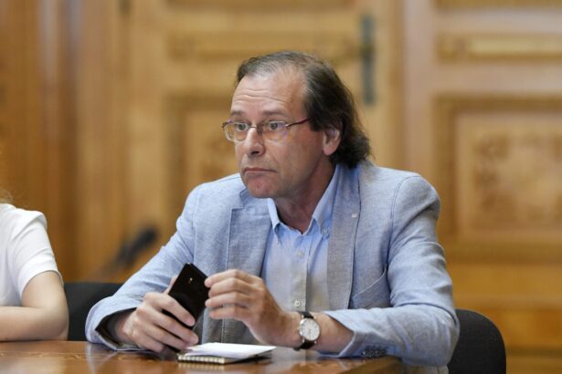 directorul institutului elie wiesel vrea ca institutiile sa se autosesizeze in cazul concertului controversat din catedrala nationala 6907bb3c35226