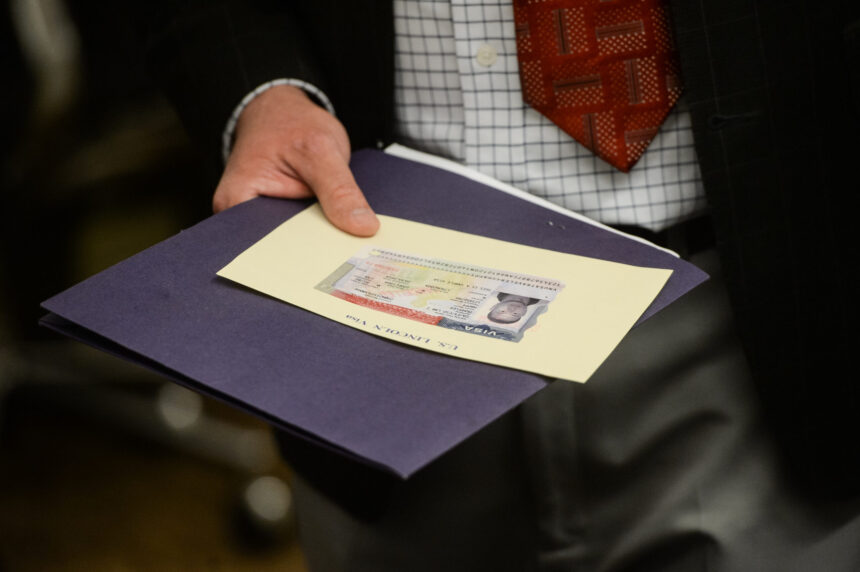 donald trump lanseaza fifa pass pentru a ajuta suporterii care au cumparat bilete la cupa mondiala sa obtina vizele mai rapid 691bf0551f8ba