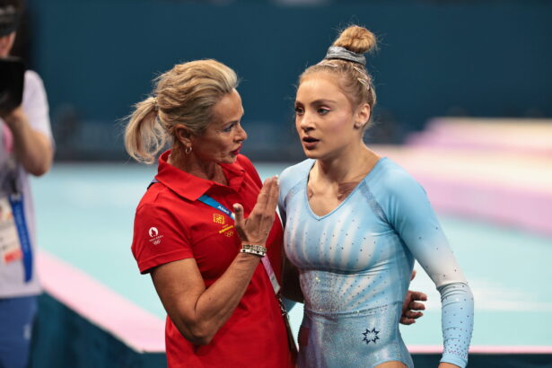 federatia romana de gimnastica dizolva loturile nationale in urma acuzatiilor la adresa cameliei voinea 692048709433d