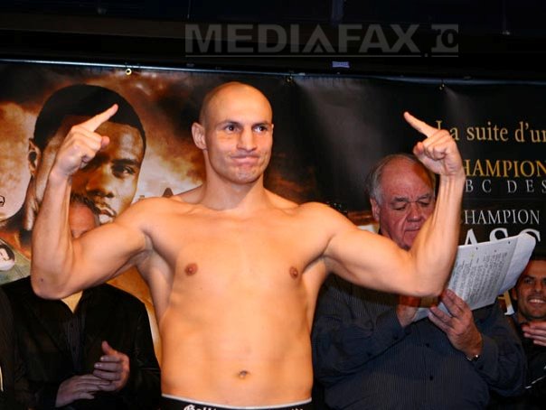 fiul fostului campion mondial la box profesionist adrian diaconu ii calca pe urme rechinului este alegerea lui si il sustin 6909fb1a5af42