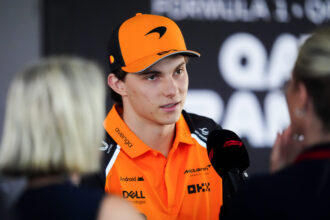 formula 1 piastri porneste din pole position in sprintul din qatar norris pe trei verstappen abia pe sase 6929f702b76a4