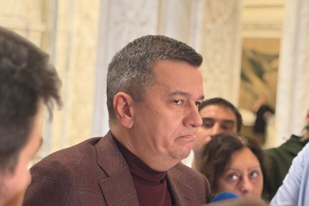 grindeanu ironizeaza prezenta presedintelui nicusor dan la usr unii candidati slabi incearca sa si creasca sansele sprijinindu se pe nicusor dan 6908aad3423ae