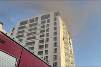 incendiu cu degajari mari de fum la un apartament din sectorul 5 bucuresti 692168192f943