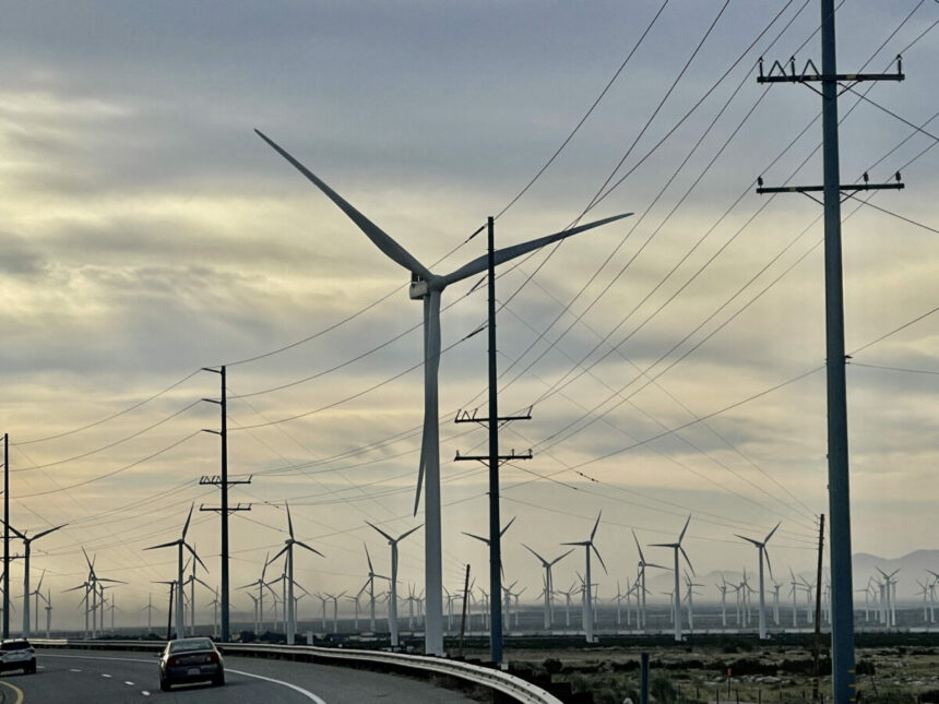 incep lucrarile la un parc eolian care va reduce emisiile de co2 cat pot 75 milioane de copaci ce judet este capitala regionala a energiei eoliene 6925d7d0cc3f4