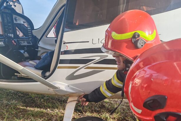 incident la un aerodrom din neamt un avion ultrausor a aterizat de urgenta dupa o defectiune 69188a5a155d4