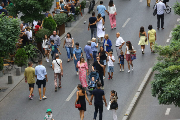 ins sporul natural al populatiei romaniei s a mentinut negativ in septembrie numarul deceselor de 13 ori mai mare decat cel al nascutilor vii 691ae257b1d91