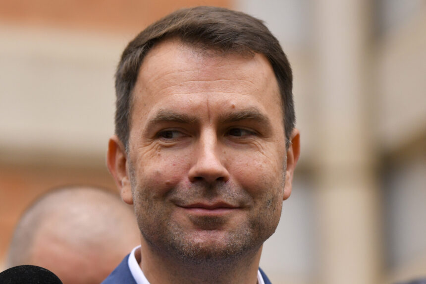 intrebat de gandul ce buget de campanie are candidatul catalin drula nu a stiut sa raspunda nu stiu sa va spun exact nu ma ocup de lucrurile astea 691489772d487