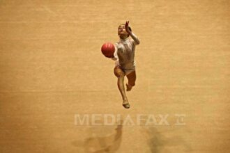 irina deleanu la gala mari sportivi as vrea sa se mai linisteasca un pic lucrurile in gimnastica ritmica daca nu ne am obisnuit cu greul 692b2a062501c