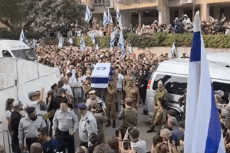 israelul i a spus adio eroului tinut 11 ani captiv in gaza tatal sau am vazut declinul moral al tarii odata cu abandonarea lui hadar 691354badefd4