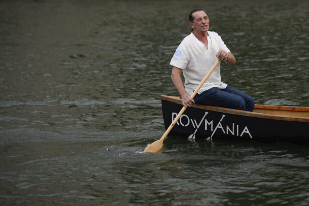 ivan patzaichin ar fi implinit astazi 76 de ani campionul simbol al modestiei si performantei romanesti 6926b49fcae94