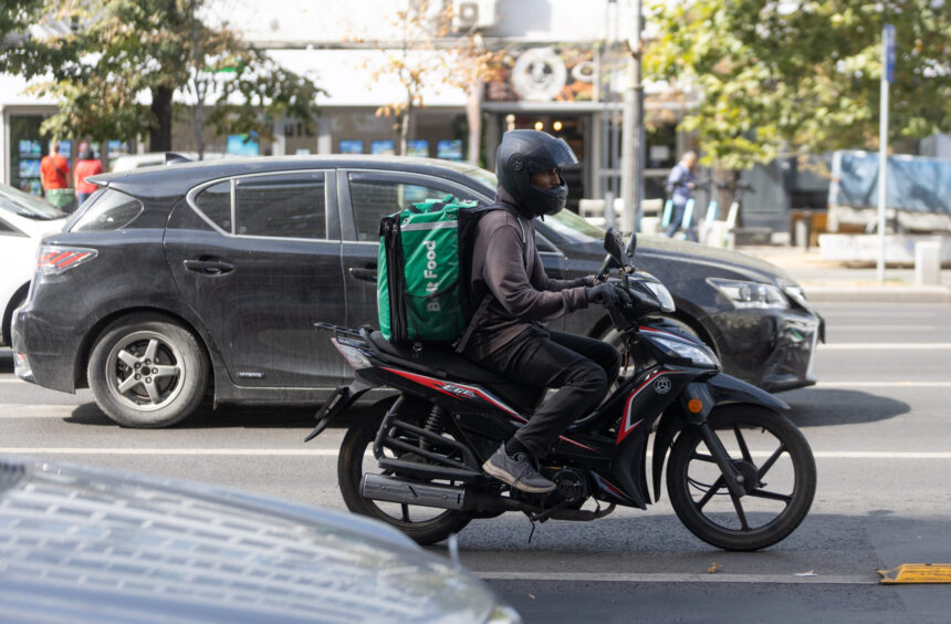 livratorii straini din romania vor avea sindicat bns munca trebuie respectata indiferent de cine o face 6908b5fb51f20